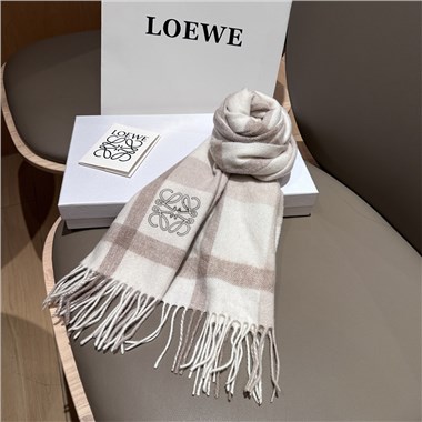 LOEWE  2025秋冬新款時尚圍巾 尺寸：180-30