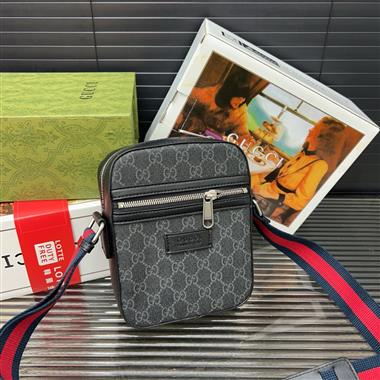 GUCCI   2025新款男生時尚包包 尺寸：15*19CM