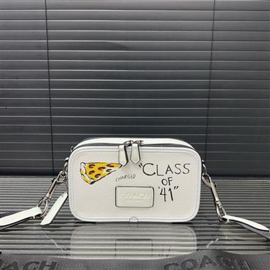 COACH   2025新款男生時尚包包 尺寸：12*20CM
