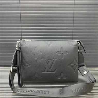 LOUIS VUITTON   2025新款男生時尚包包 尺寸：30*22CM