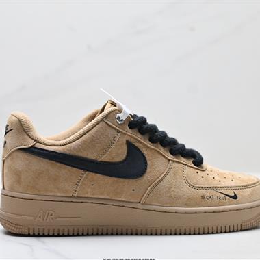 NIKE AIR FORCE 1'07 LV8