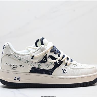 NIKE AIR FORCE 1‘07 LV8