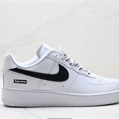 NIKE AIR FORCE 1‘07