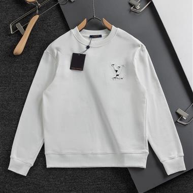 LouisVuitton    2025秋冬新款衛衣帽T  尺寸偏大