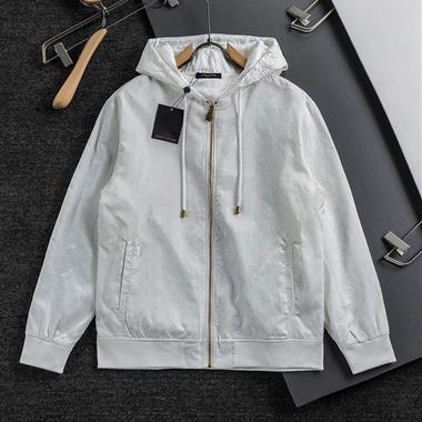 LouisVuitton   2025秋冬新款風衣夾克外套 尺寸偏大