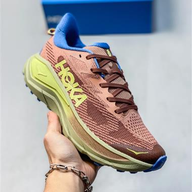 HOKA 挑戰者 8全地形跑步鞋