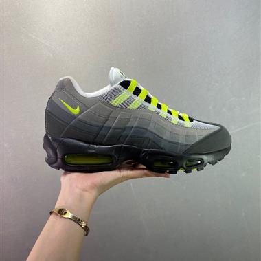 Nike Air Max 95 x Stash Black and Harbor Blue 氣墊增高跑步鞋