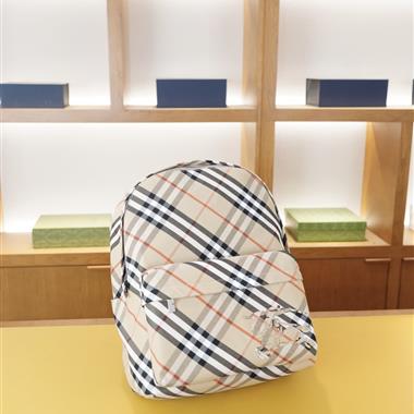 BURBERRY   2025新款男生時尚包包 尺寸：37x30x18CM