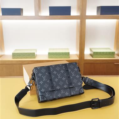 GUCCI    2025新款男生時尚包包 尺寸：21x15x6CM