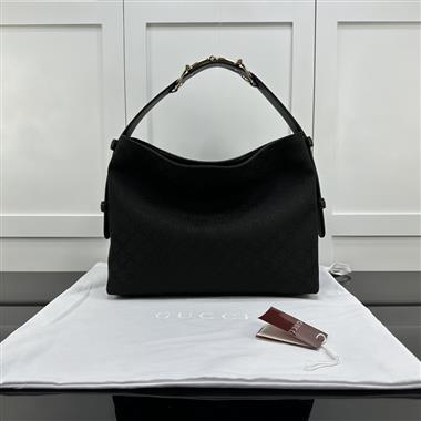 GUCCI    2025新款女生時尚包包 尺寸：35*27.5*11CM