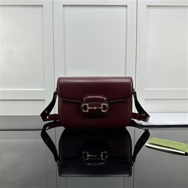 GUCCI    2025新款女生時尚包包 尺寸：26*17.5*10CM