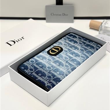 DIOR   2025新款時尚皮夾  尺寸：19*10CM