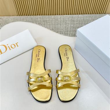 DIOR    2025新款女生休閒時尚鞋子