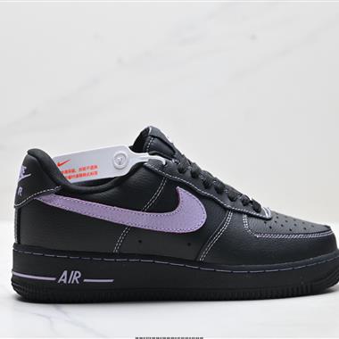 NIKE AIR FORCE 1‘07