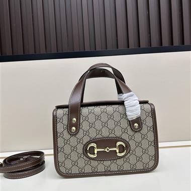 GUCCI   2025新款女生時尚包包 尺寸：23*16*12CM