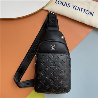 LOUIS VUITTON   2025新款男生時尚包包 尺寸：30×17×5CM