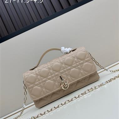 DIOR   2025新款女生時尚包包 尺寸：21 x 11.5 x 4.5CM