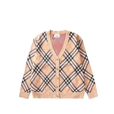  BURBERRY     2025秋冬新款保暖毛衣  尺寸偏大