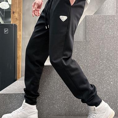 PRADA   2025秋冬新款休閒長褲  尺寸偏大