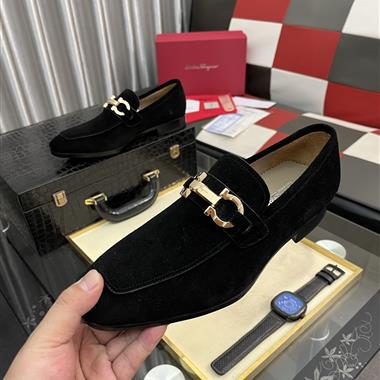 Ferragamo   2025新款男生休閒時尚鞋子