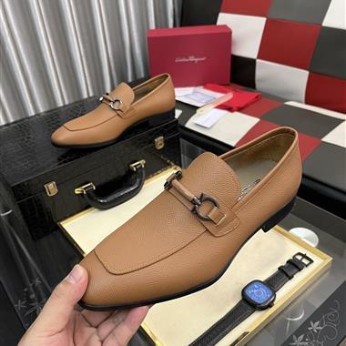 Ferragamo   2025新款男生休閒時尚鞋子