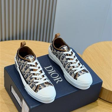DIOR   2025新款男生休閒時尚鞋子