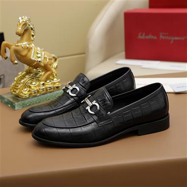 Ferragamo   2025新款男生休閒時尚鞋子