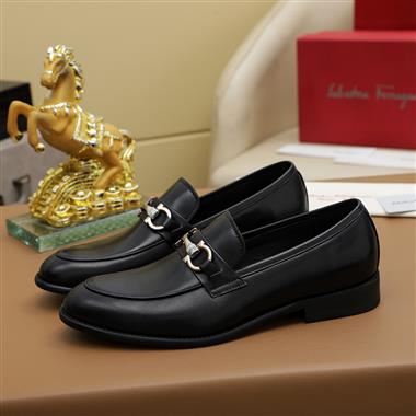 Ferragamo   2025新款男生休閒時尚鞋子