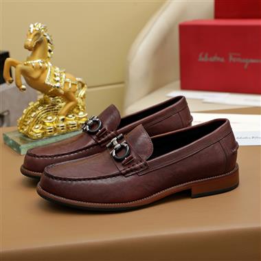 Ferragamo  2025新款男生休閒時尚鞋子