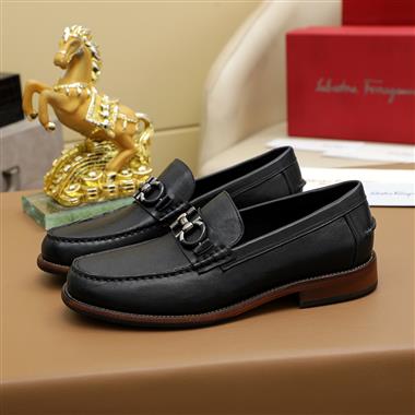 Ferragamo  2025新款男生休閒時尚鞋子