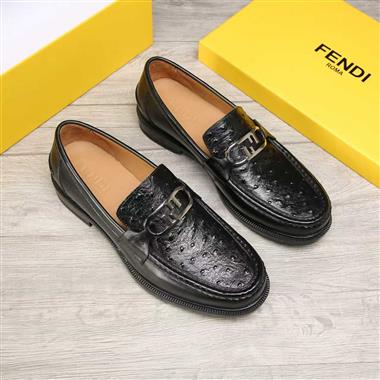 FENDI   2025新款男生休閒時尚鞋子