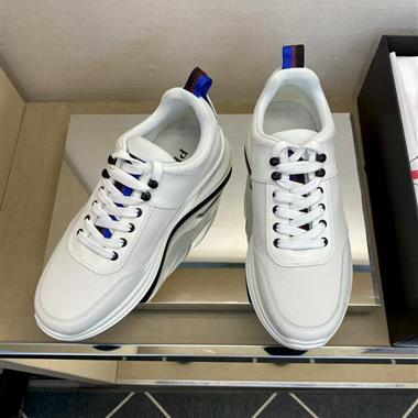 PRADA   2025新款男生休閒時尚鞋子