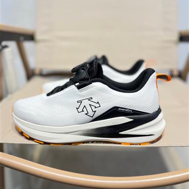 DESCENTE STREAN WIRE 時尚休閒運動覆蓋防水越野跑鞋