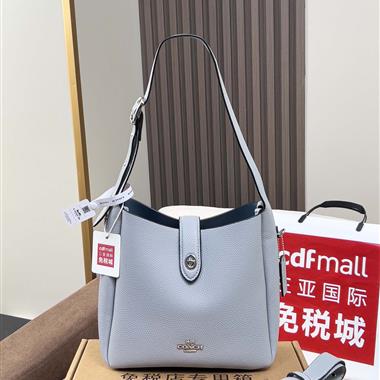 COACH  2025新款女生時尚包包 尺寸：24 x22 x 8CM