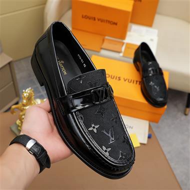 Louis Vuitton   2025新款男生休閒時尚鞋子