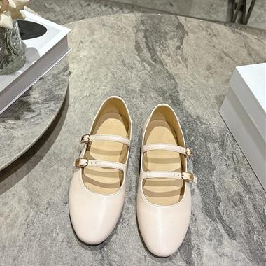 CELINE   2025新款女生休閒時尚鞋子