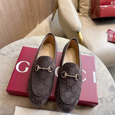 GUCCI   2025新款女生休閒時尚鞋子