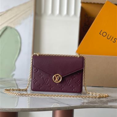 LOUIS VUITTON  2025新款女生時尚包包 尺寸：9.5*13.5*6.5CM