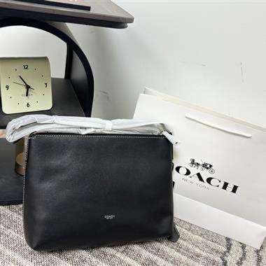 COACH   2025新款女生時尚包包 尺寸：35*28CM