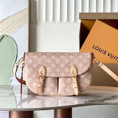 LOUIS VUITTON  2025新款女生時尚包包 尺寸：30x21x7CM