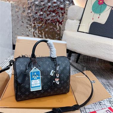 LOUIS VUITTON  2025新款女生時尚包包 尺寸：30*20CM