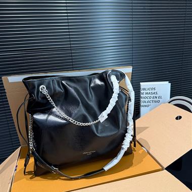 LOUIS VUITTON  2025新款女生時尚包包 尺寸：36*36CM