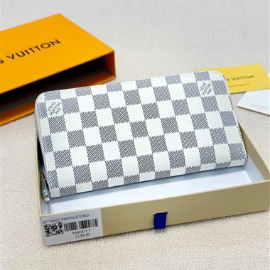 LOUIS VUITTON 2025新款時尚皮夾  尺寸：19*10CM