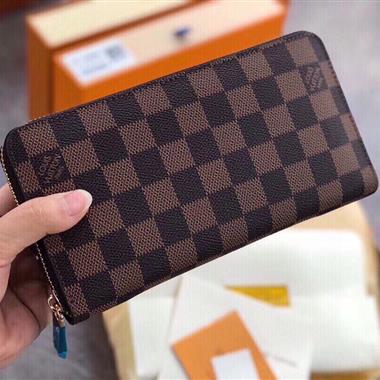 LOUIS VUITTON 2025新款時尚皮夾  尺寸：19*10CM