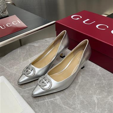 GUCCI  2026新款女生休閒時尚鞋子