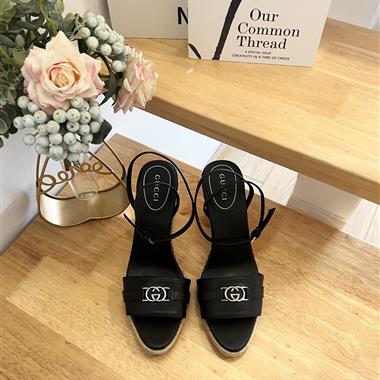 GUCCI   2026新款男生休閒時尚鞋子