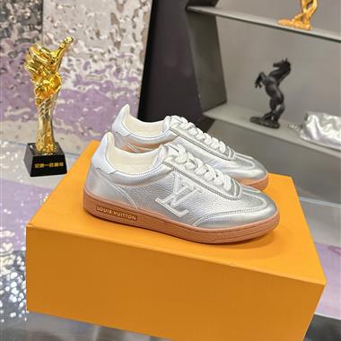 Louis Vuitton   2026新款女生休閒時尚鞋子