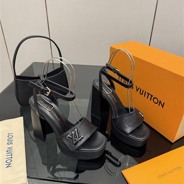 Louis Vuitton   2026新款女生休閒時尚鞋子