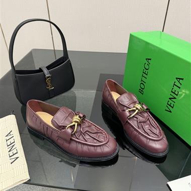 BOTTEGA VENETA   2026新款女生休閒時尚鞋子