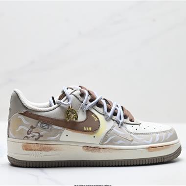 NIKE AIR FORCE 1‘07 LV8